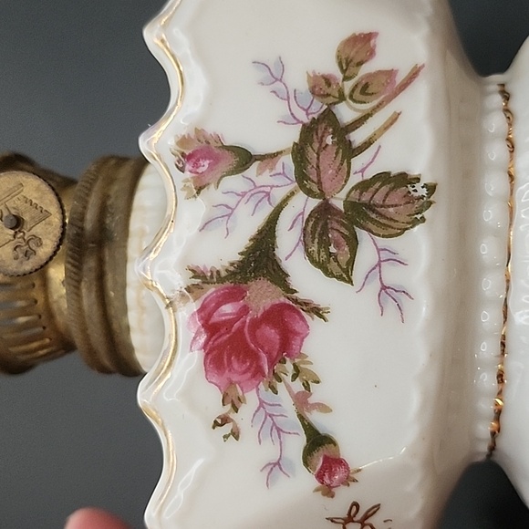 Vintage Mini Oil Lamp Made in Japan - Picture 10 of 11